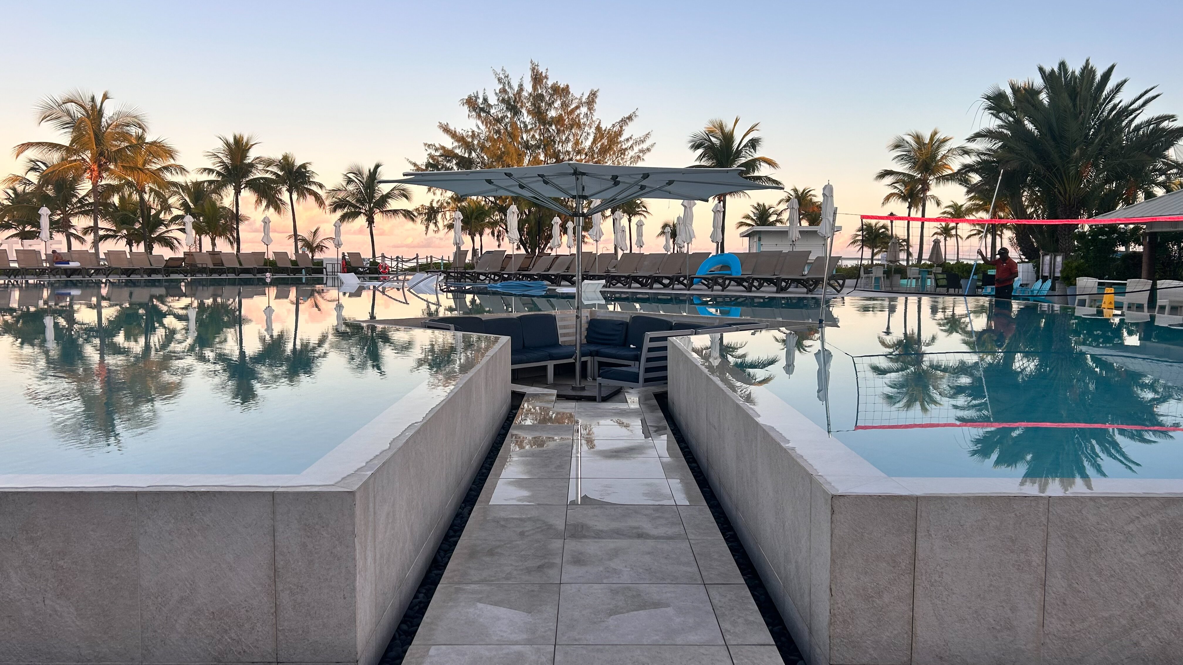 特克斯和凯科斯群岛地中海度假村-泳池