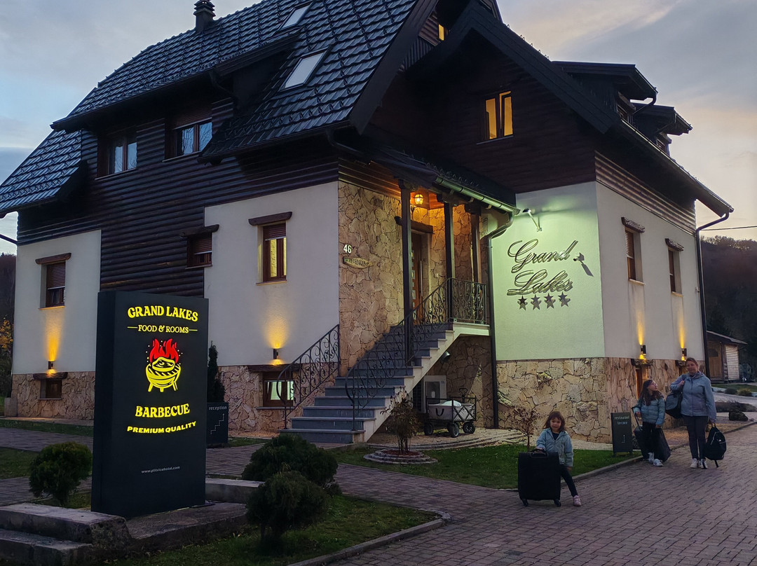 Grand Lakes Rooms主图