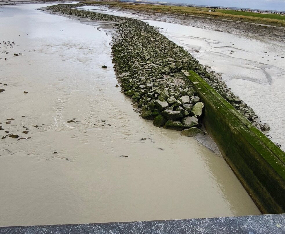 Barrage sur le Couesnon-圣米歇尔山必去景点