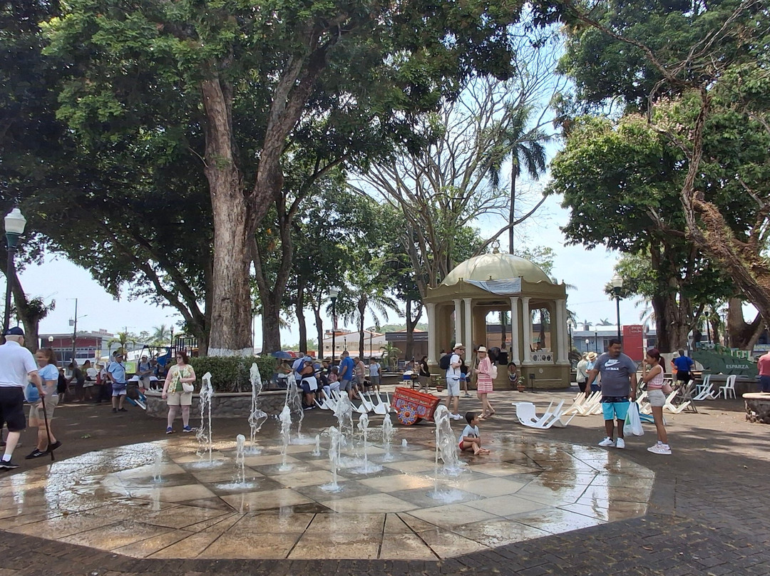 Parc Ignacio Pérez Zamora-Esparza必去景点