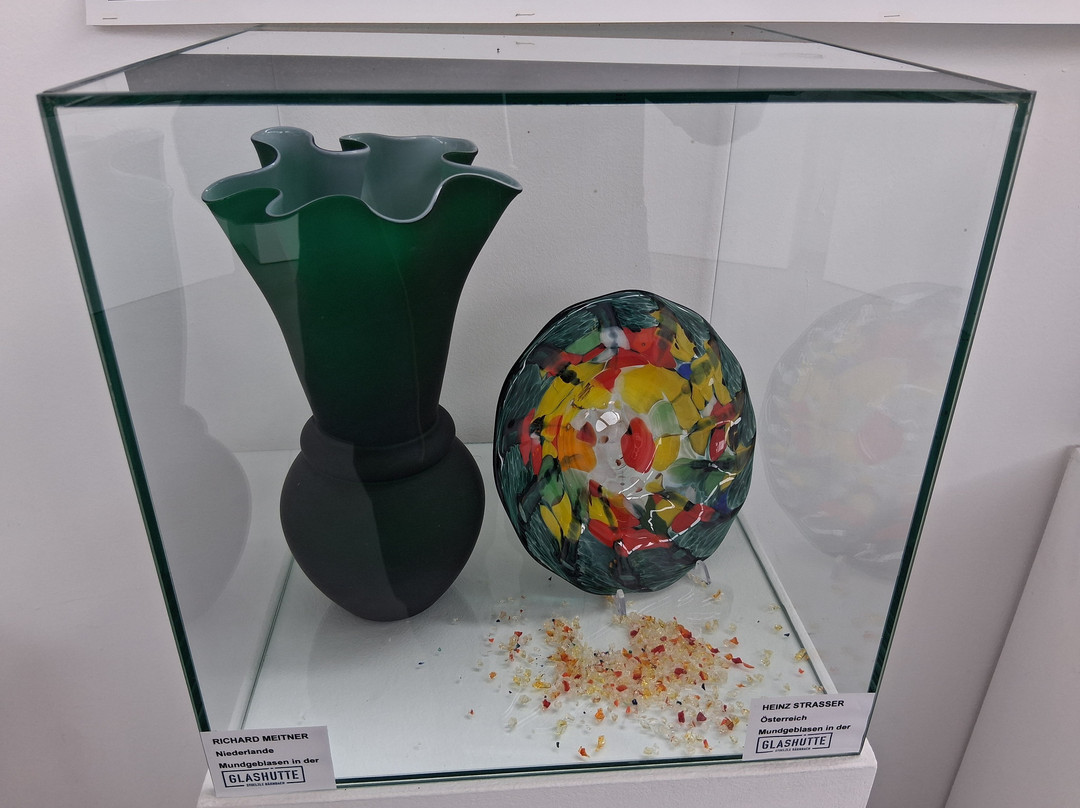 Glasmuseum Bärnbach-Baernbach必去景点