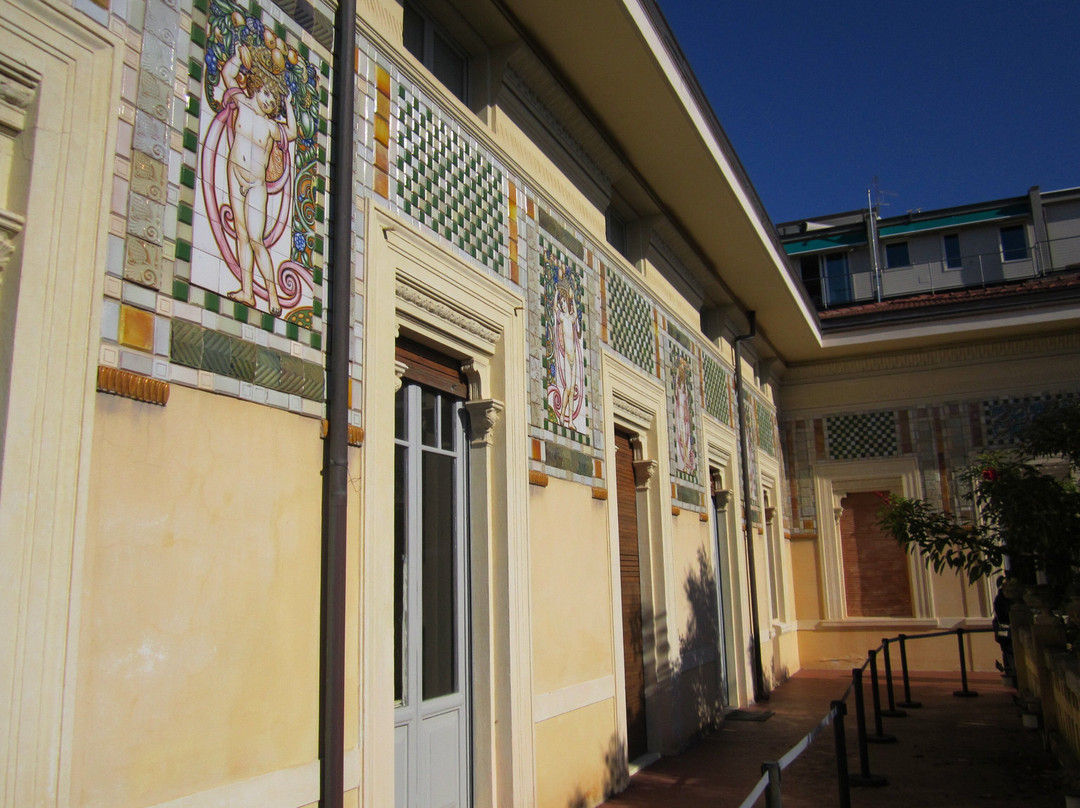 Villa Argentina-维亚雷焦必去景点