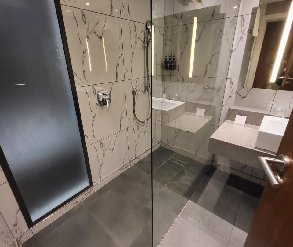 Hotel 2 Fevrier主图