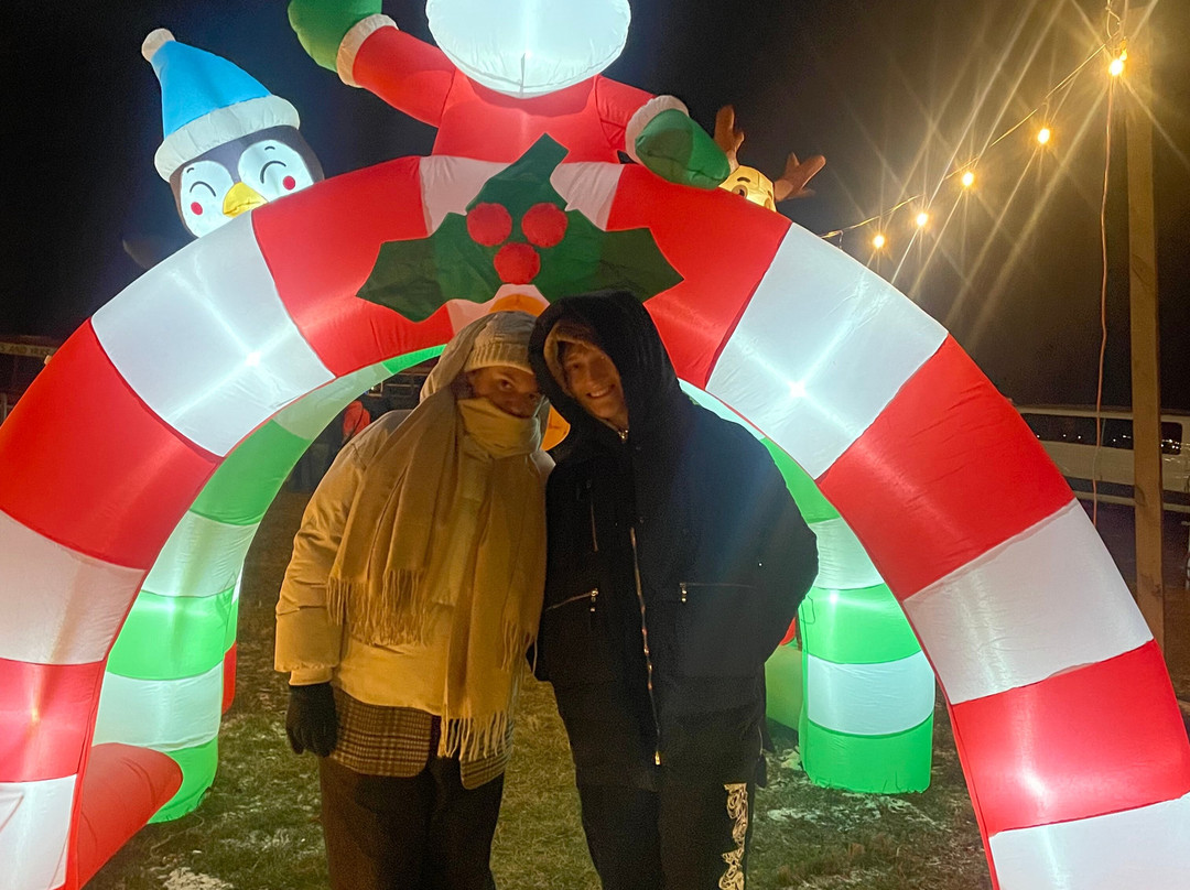 Tracks and Yaks-弗罗斯特堡必去景点