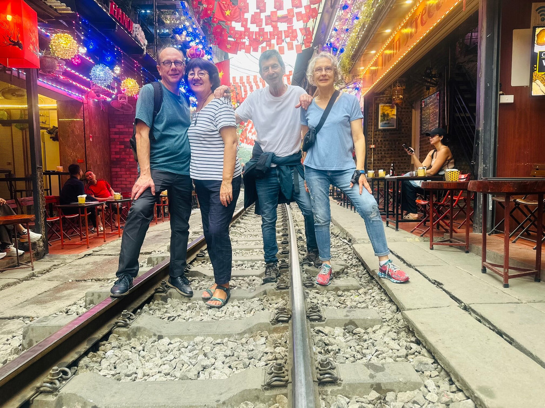 Luxury Travel Co., LTD-Cat Ba Town必去景点