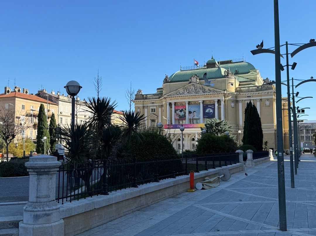 Kazališni park-里耶卡必去景点