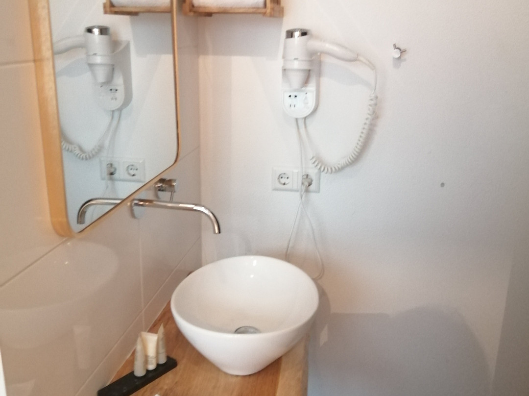 Wolf Hotel Kitchen & Bar主图