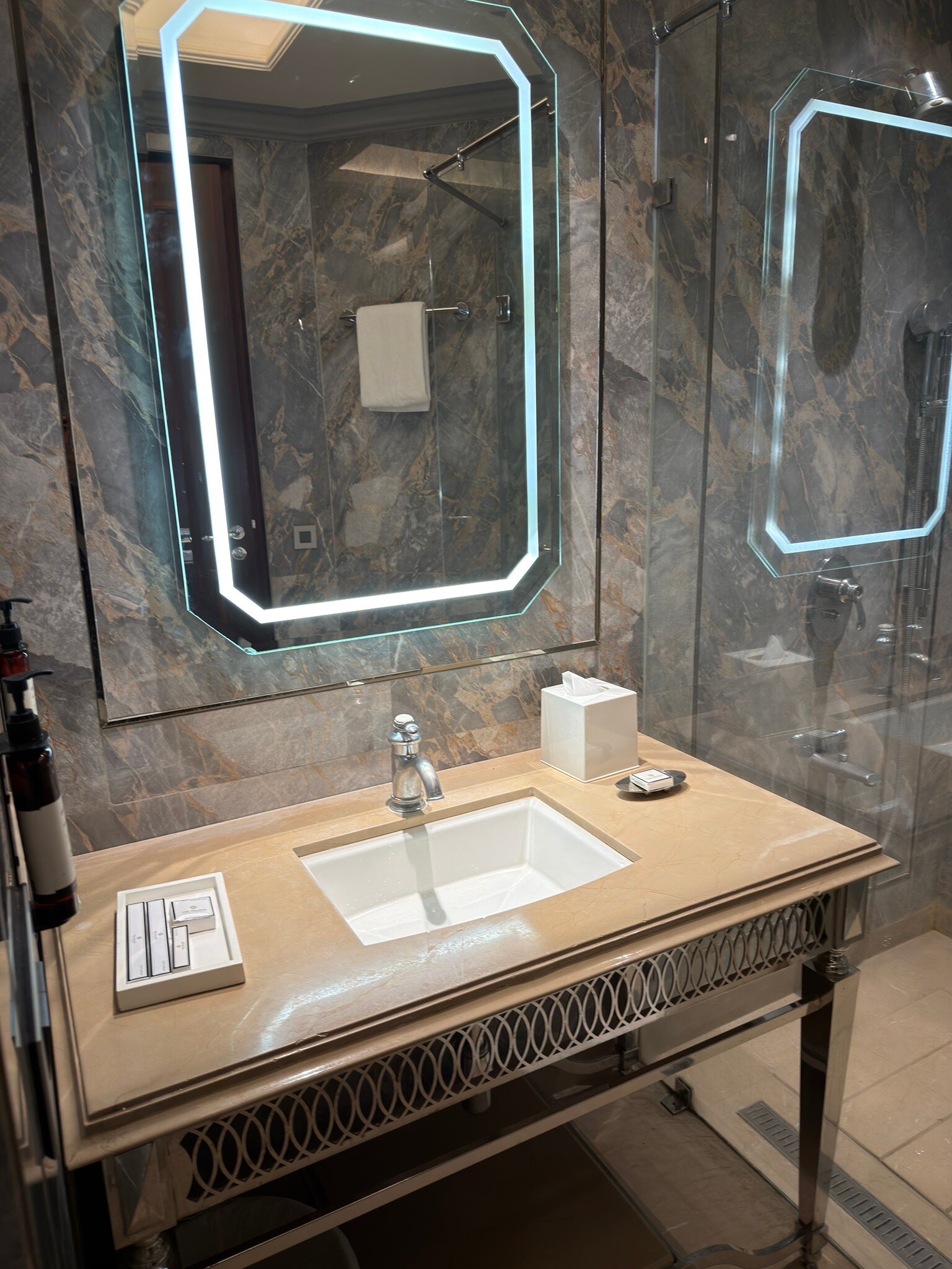 Hotel Hillock Ahmedabad-官方