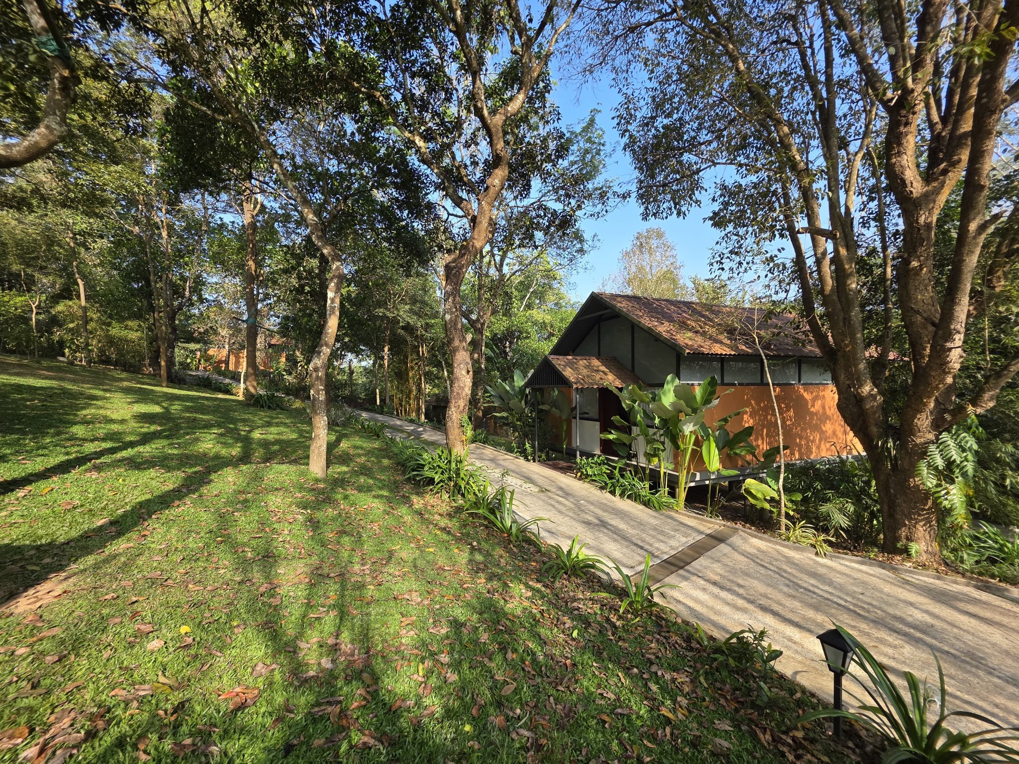 Crystal Kuruva Nature Resort & Spa-浴室