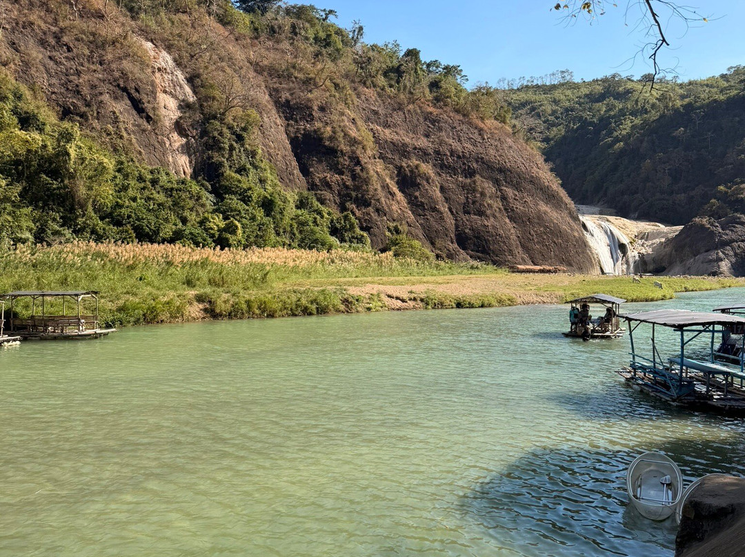 Pinsal Falls-Ilocos Sur Province必去景点