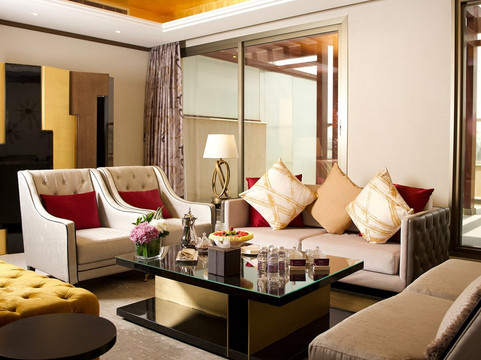 朱迪安奥拉亚利雅得由伊拉夫主图