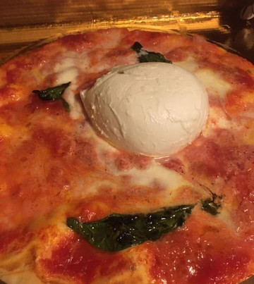 维奥拉酒店主图