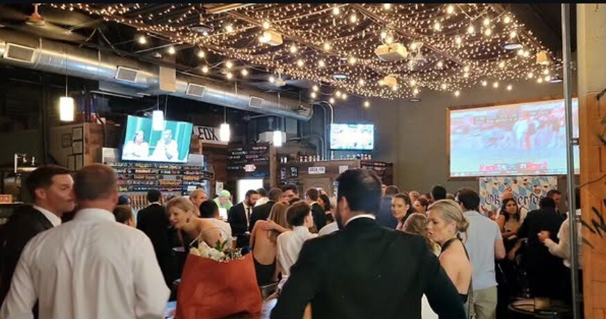 Social Fox Brewing & Distillery-诺克罗斯必去景点