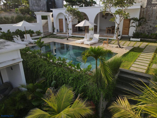 Kelingking Green Village