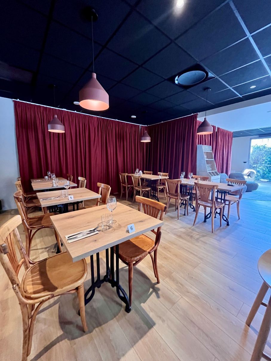 贝斯特韦斯特酒店杜法尔-餐饮