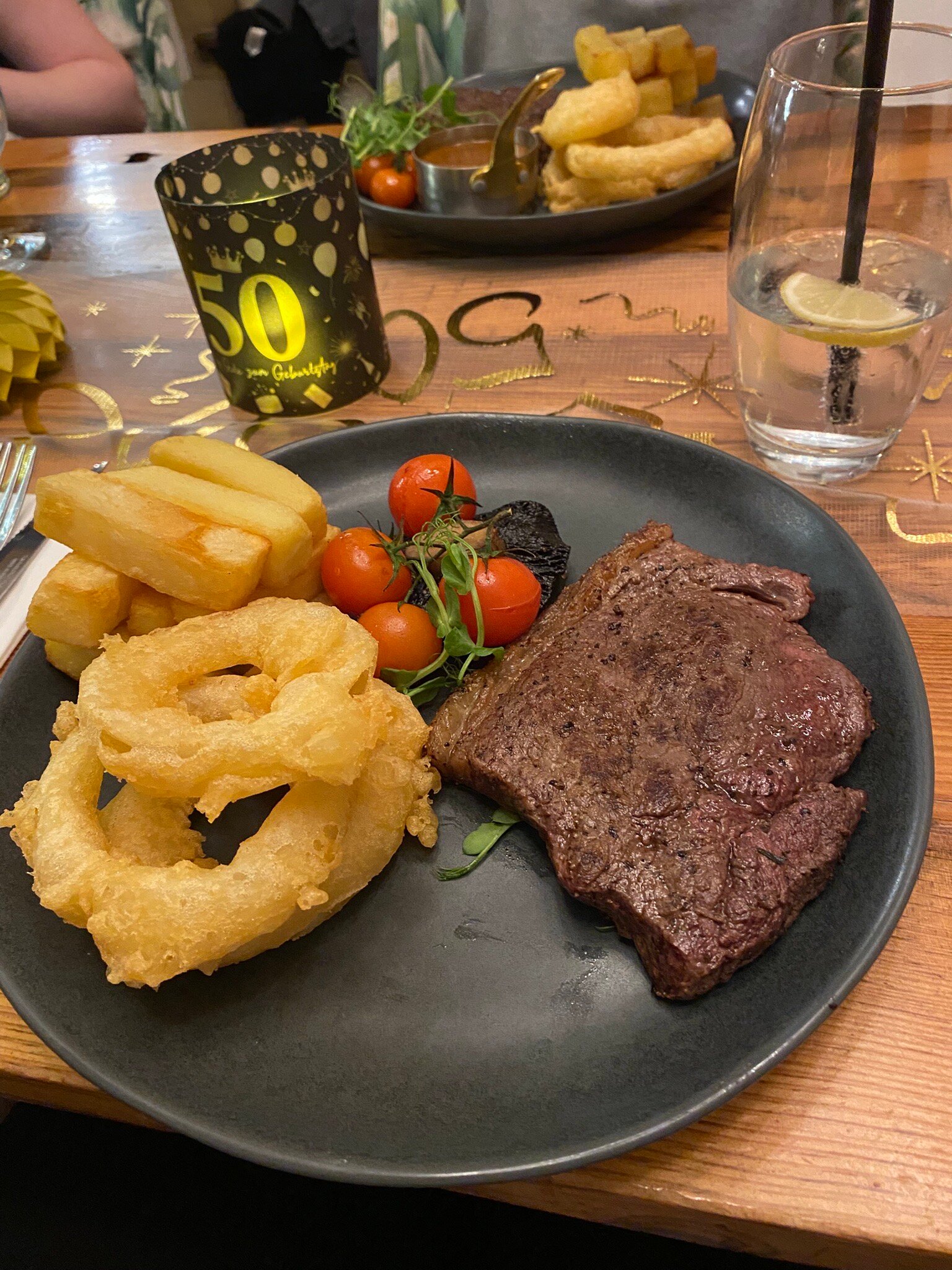 Sneaton Castle-官方