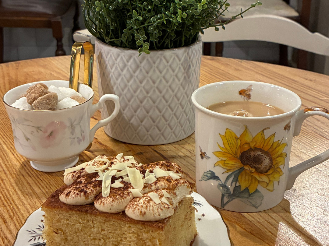 Qream T's Cakery By Turner & Co