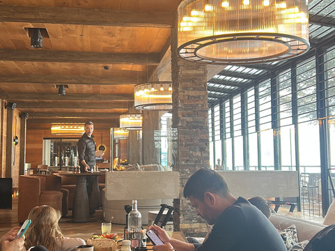 HG玛丽贝尔酒店主图