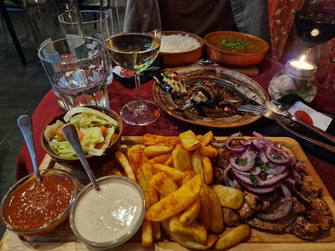 Qvevri Georgische Küche