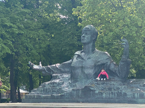 Sergey Yesenin Monument-Ryazan必去景点