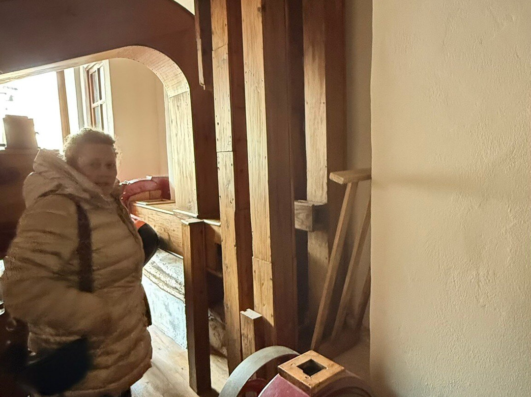 Fabrica De Harinas La Gloria-San Millan de la Cogolla必去景点