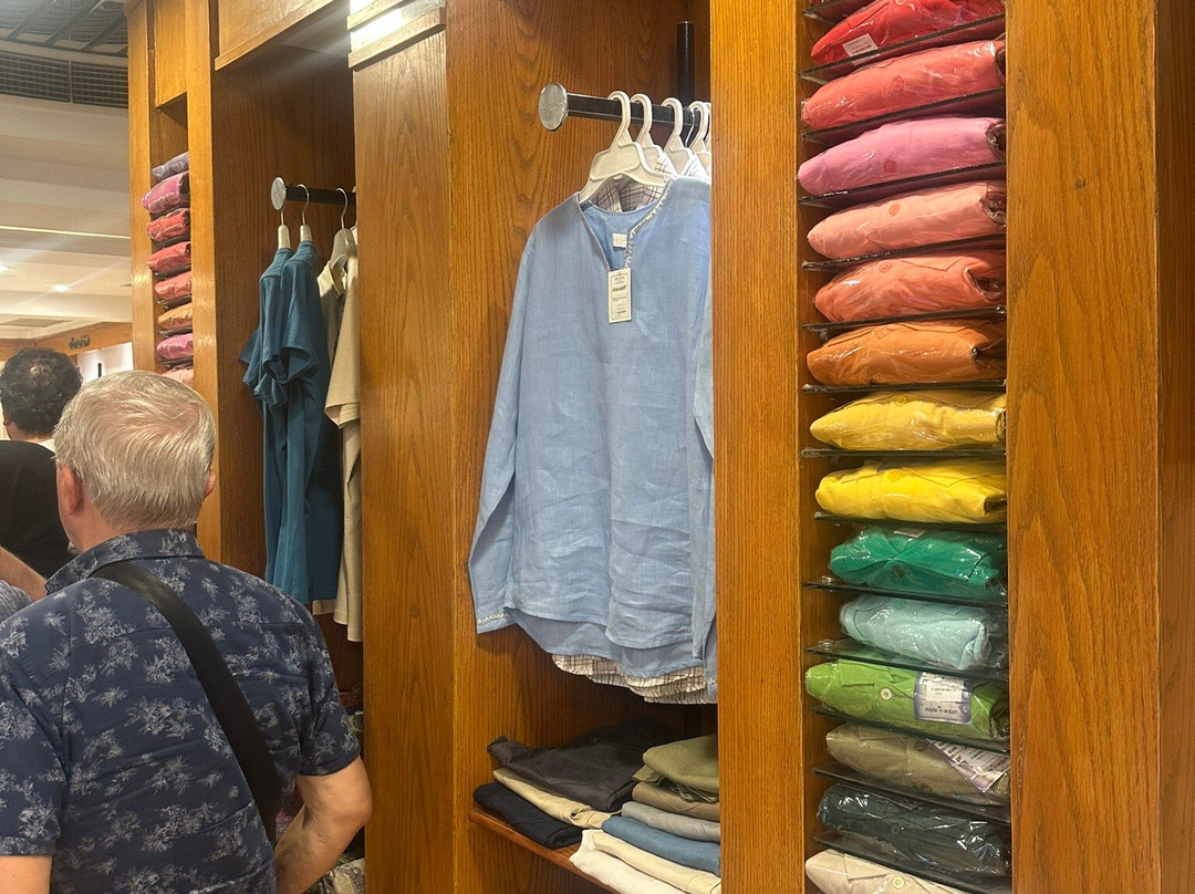 Darwish Cotton Store-亚斯文必去景点