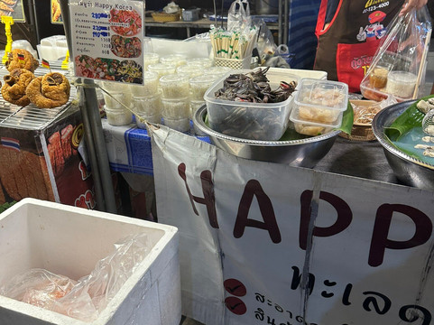 Nathon Night Food Market-红统必去景点