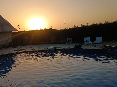 Praveg海滩度假村灯塔达曼主图