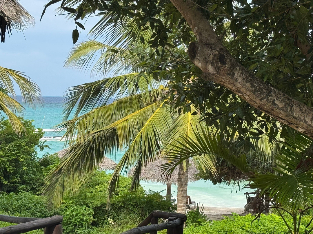 阳光湾成人酒店主图