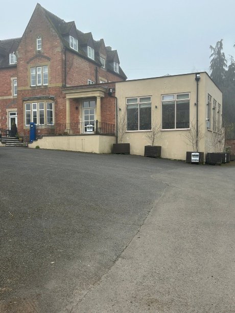 迪汉克里夫酒店-官方