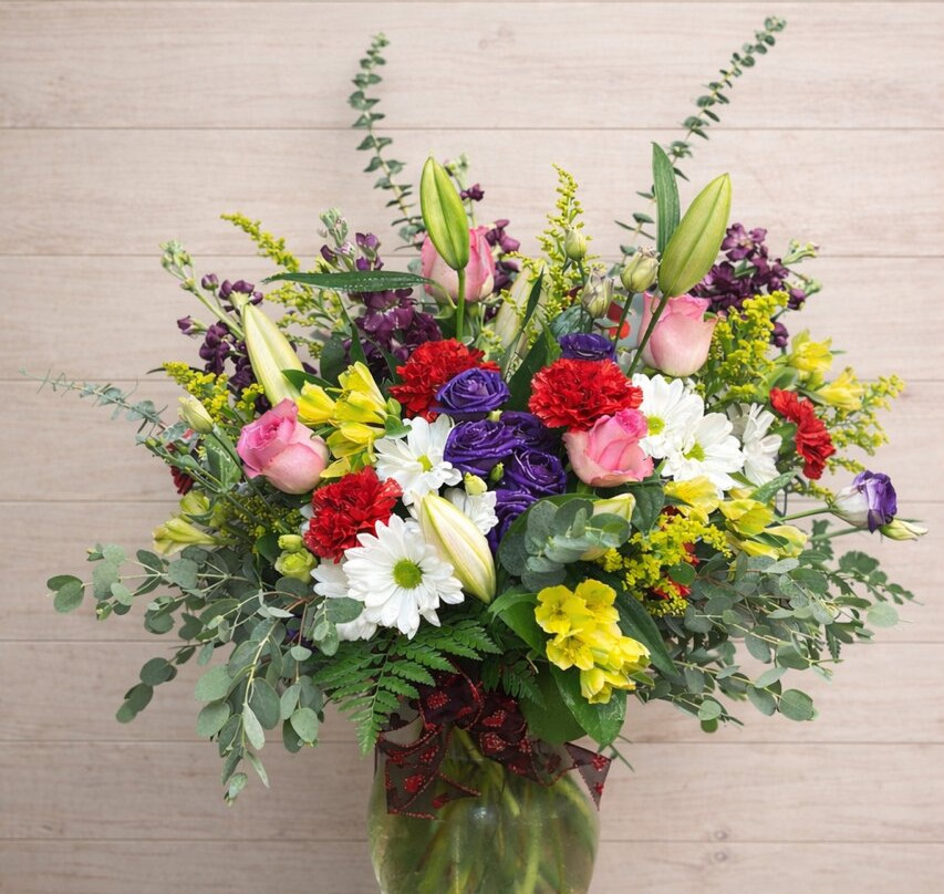 Personally Yours Gift & Floral Shop-Aurora必去景点