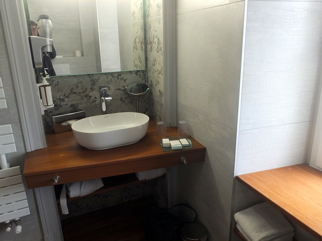 普莱城堡酒店主图