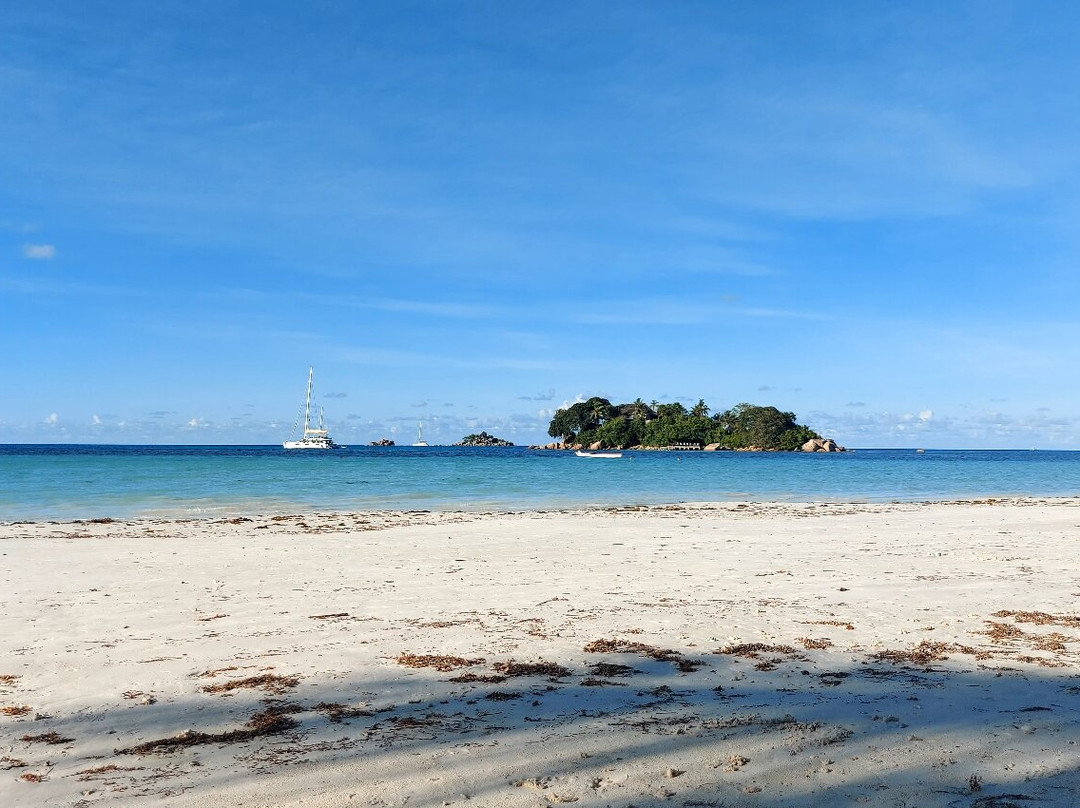 Anse Volbert-普拉兰岛必去景点