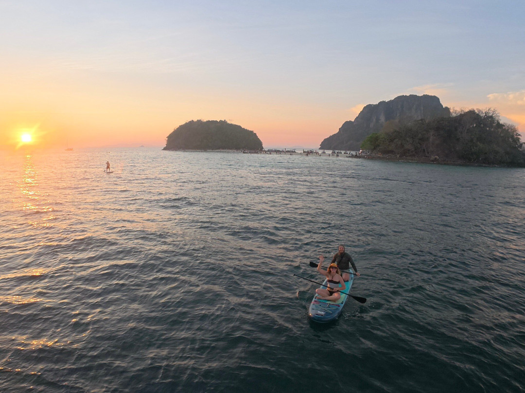 甲米日落游轮-奥南必去景点