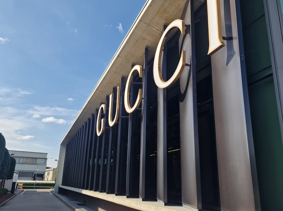 托斯卡纳奢侈品奥特莱斯-Leccio必去景点