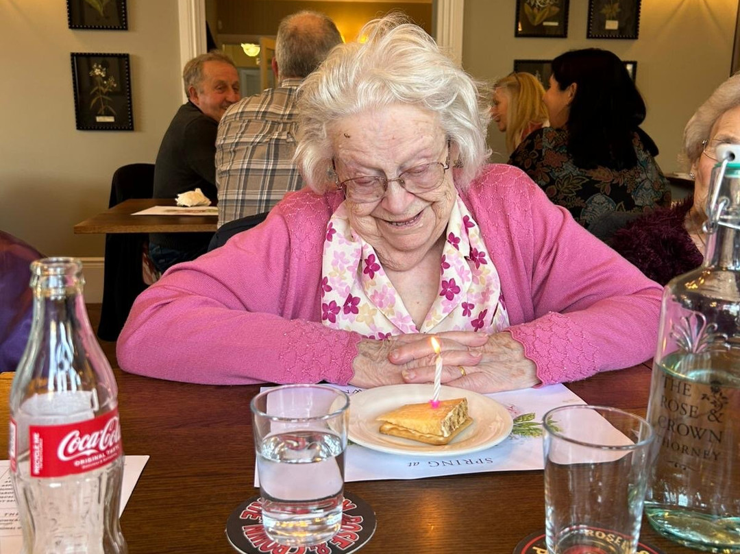 Rose and Crown in Thorney-彼得伯勒必去景点