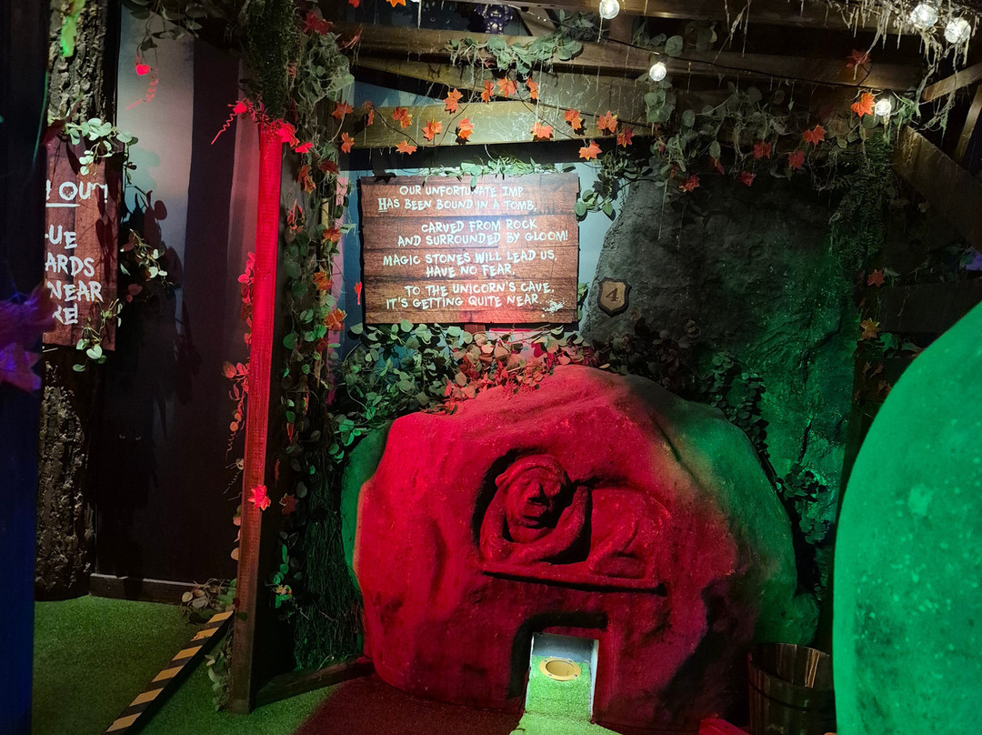 The Hole In Wand Chester-切斯特必去景点