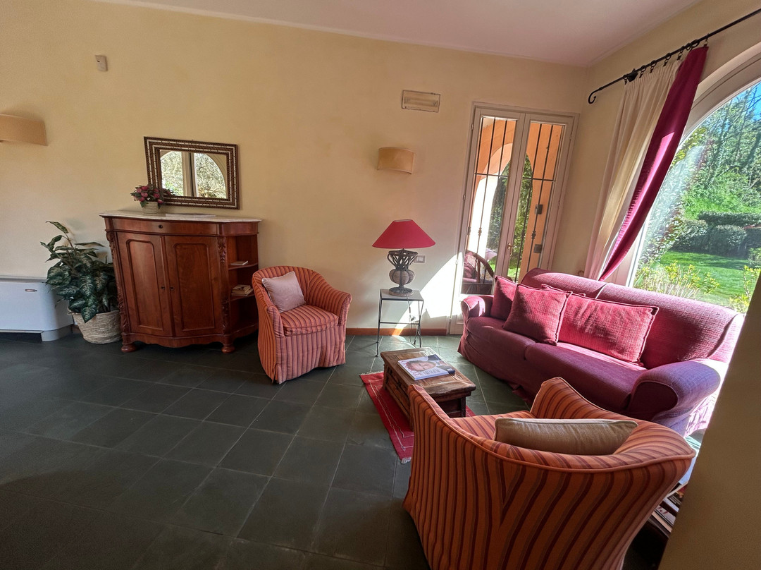 奥斯泰勒里高尔夫酒店主图