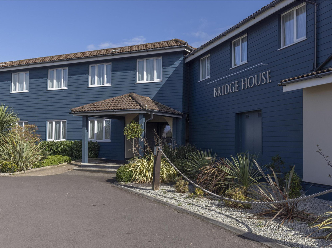 Ferndown酒店住宿-Bridge House Hotel