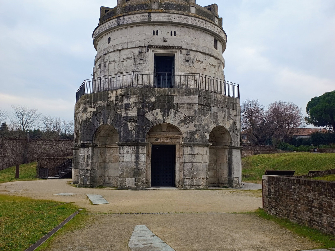 Mausoleo di Teodorico-拉韦纳必去景点