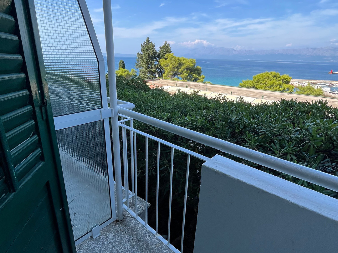 法拉翁酒店主图