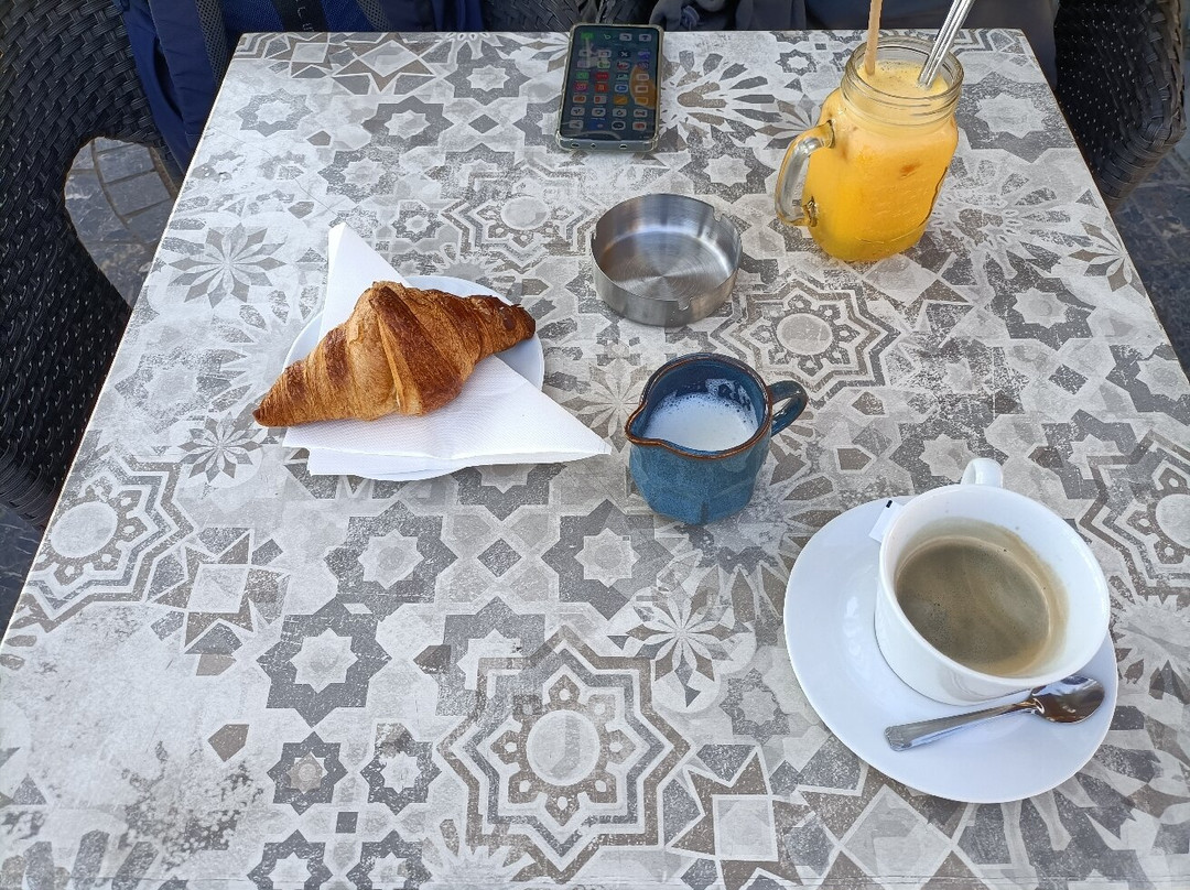 Cafe Des Platanes