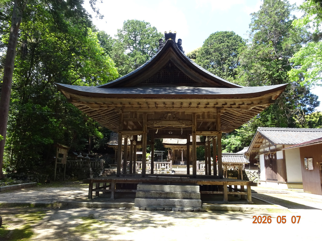Toru Shrine-大津市必去景点