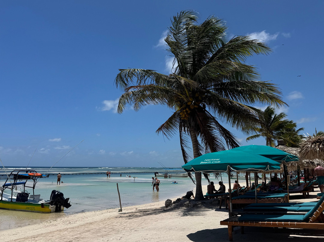 Playa Mahahual-Mahahual必去景点