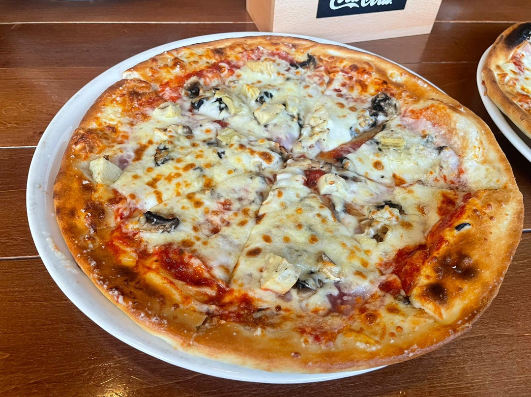 Luigi Snack Pub