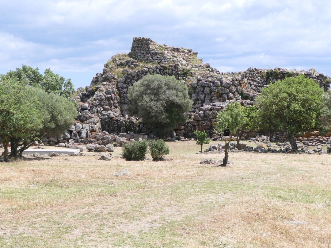 Nuraghe Arrubiu-Orroli必去景点