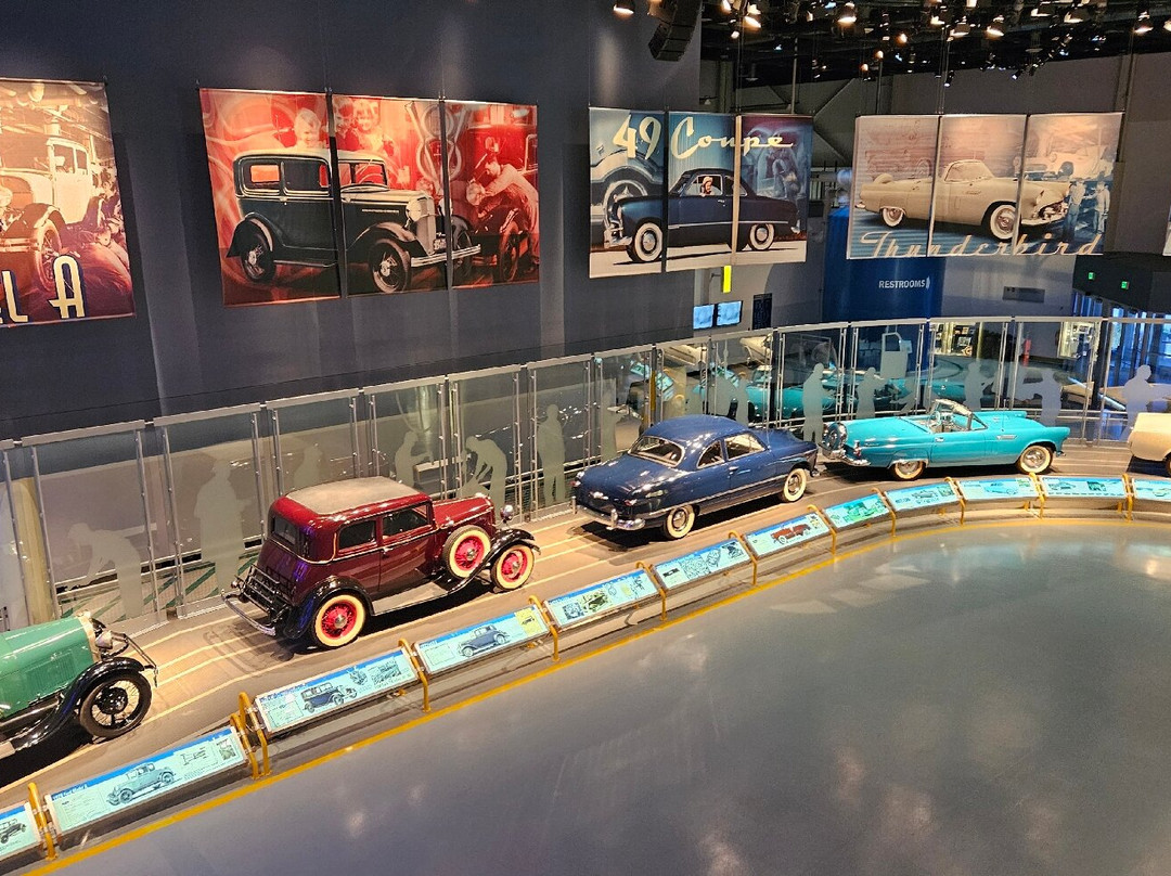 Ford Rouge Factory Tour-迪尔伯恩必去景点