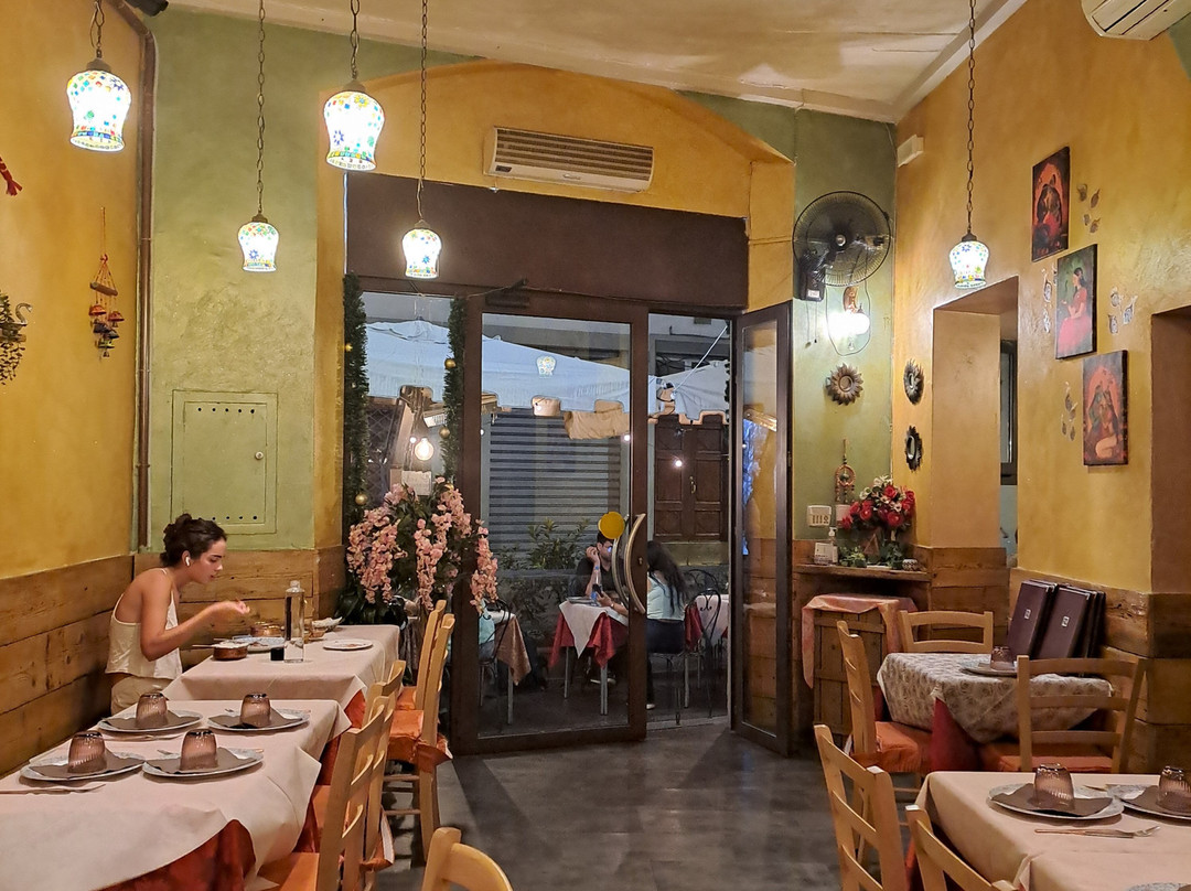 Curry Palace Indian Restaurant