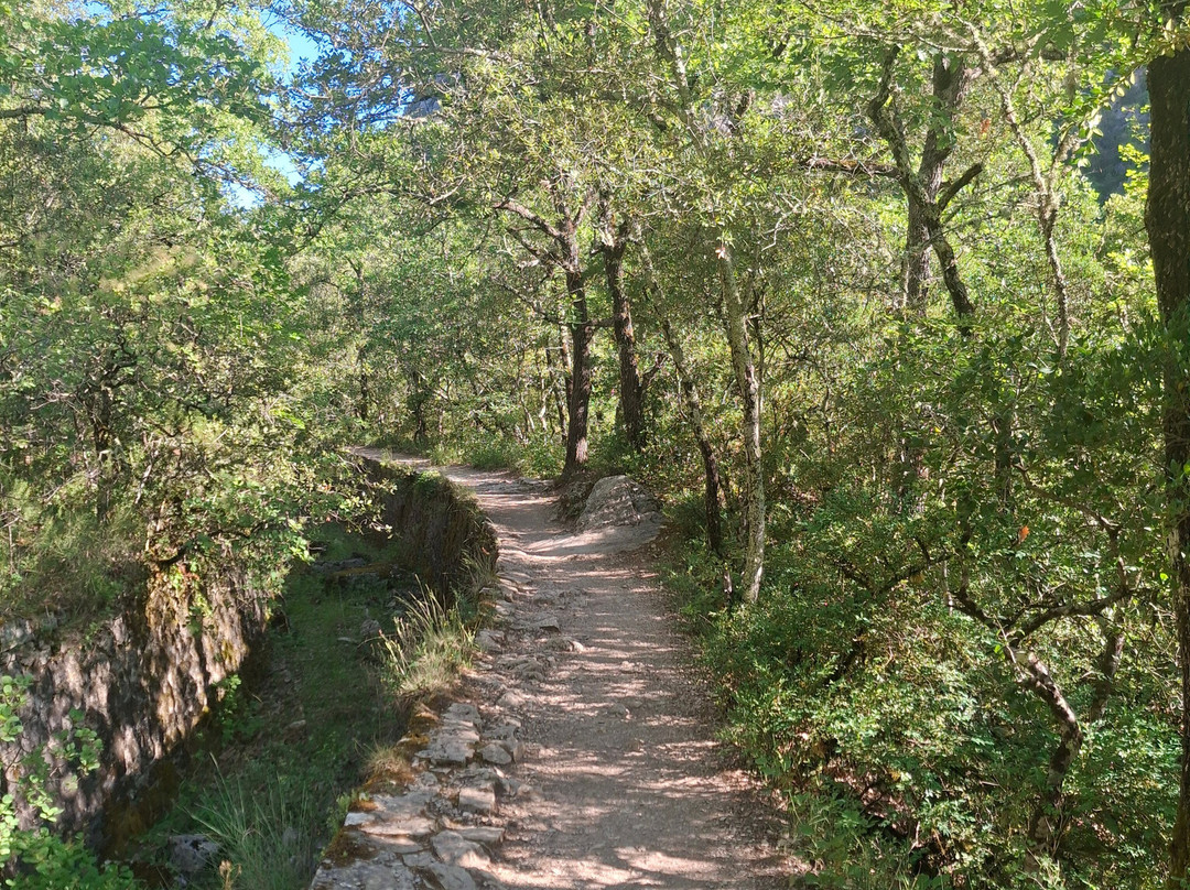 Sentier Du Garde Canal-Quinson必去景点