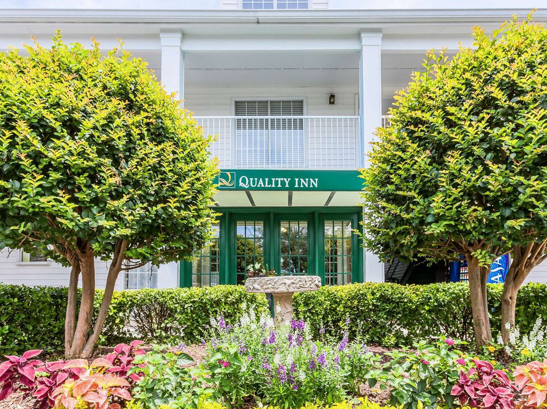 Locust Fork酒店住宿-Quality Inn Trussville I-59 Exit 141